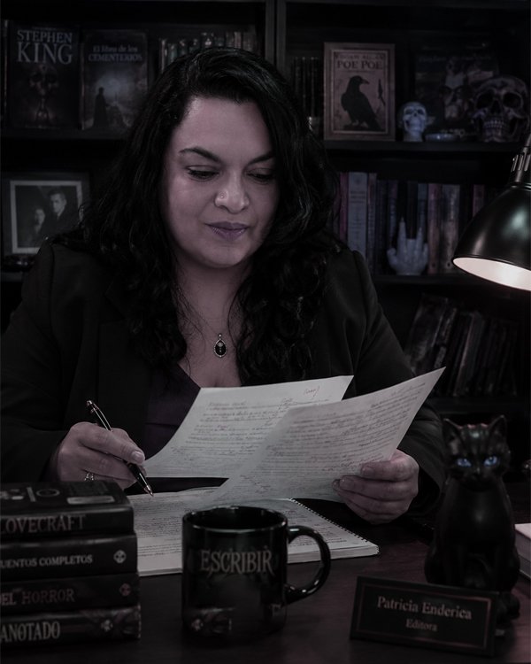 Patricia Enderica - Editora